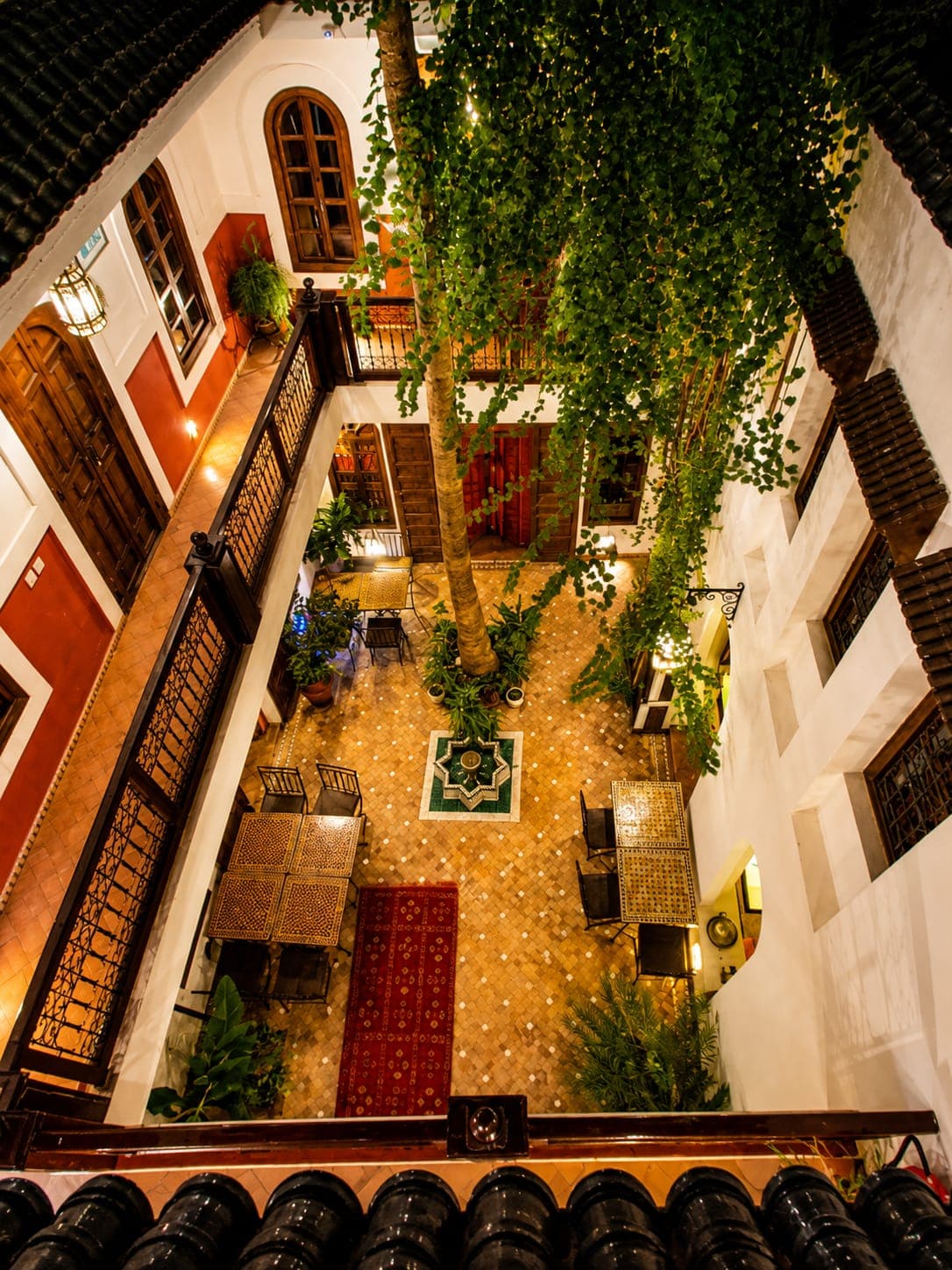 Riad Sable Chaud Marrakech — Vue générale sur l'architecture authentique du Riad