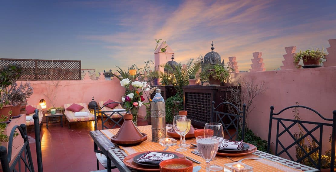 Vue spectaculaire depuis la terrasse panoramique du Riad